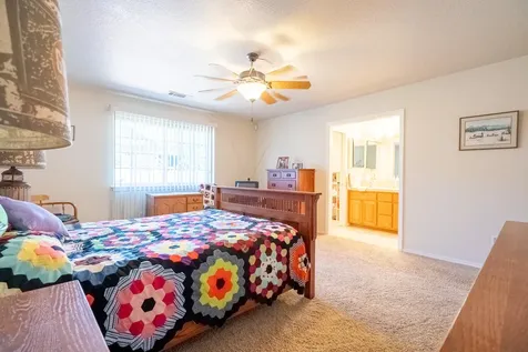 1800 SW J Street Grants Pass OR 97526