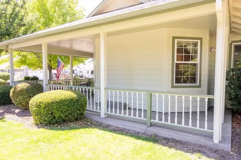 1800 SW J Street Grants Pass OR 97526