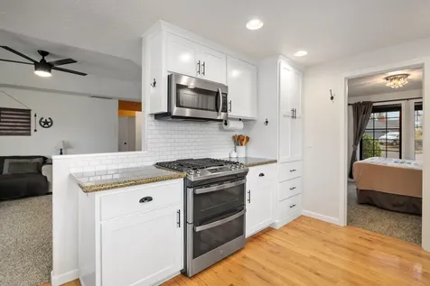 1860 Canyon Avenue Medford OR 97504