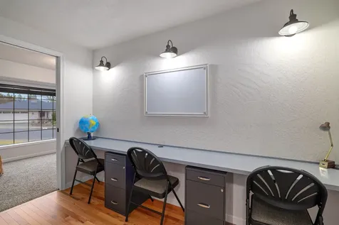 1860 Canyon Avenue Medford OR 97504