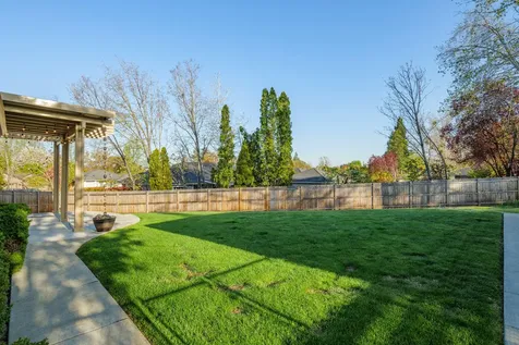 1860 Canyon Avenue Medford OR 97504