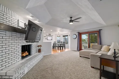 1860 Canyon Avenue Medford OR 97504