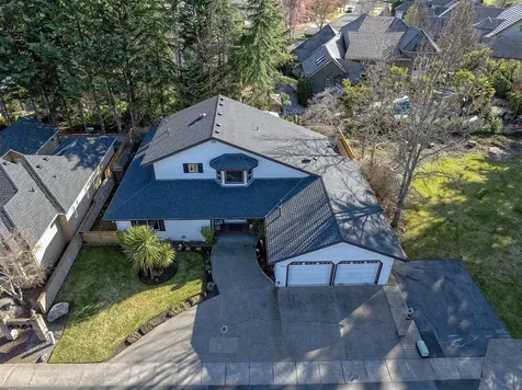 3222 Arnold Palmer Way Medford OR 97504
