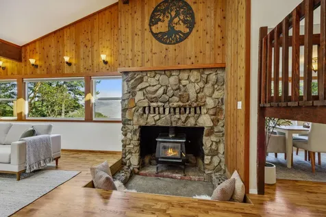 2295 Tolman Creek Road Ashland OR 97520