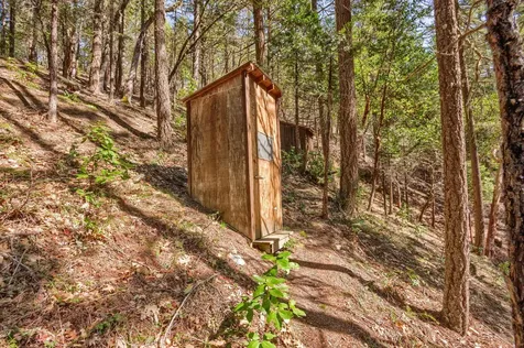 2295 Tolman Creek Road Ashland OR 97520