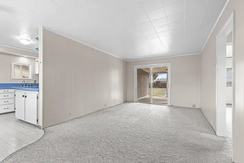 109 Lozier Lane Medford OR 97501