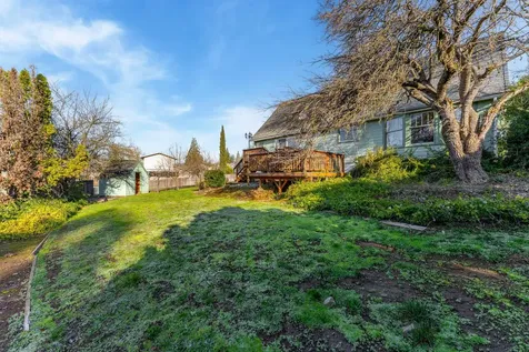 1699 NE Foothill Boulevard Grants Pass OR 97526