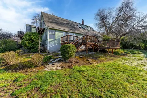 1699 NE Foothill Boulevard Grants Pass OR 97526