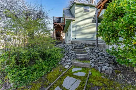 1699 NE Foothill Boulevard Grants Pass OR 97526