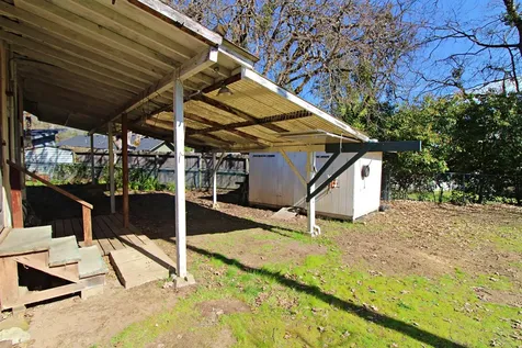 1119 NW Elm Street Grants Pass OR 97526