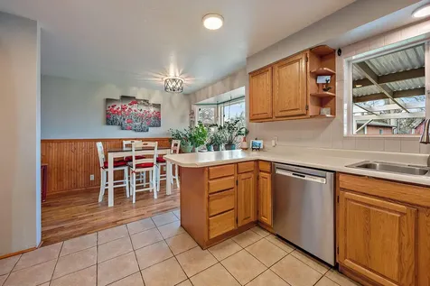 140 Clover Lane Medford OR 97501