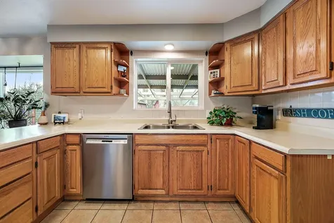 140 Clover Lane Medford OR 97501