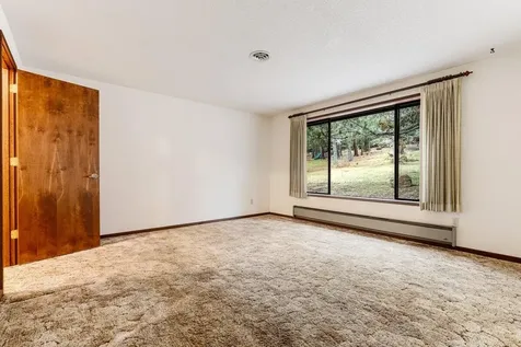 4059 NW Lower Village Road Bend OR 97703