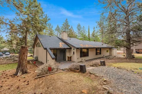 4059 NW Lower Village Road Bend OR 97703