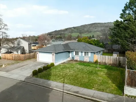 2922 Fairfax Street Medford OR 97504