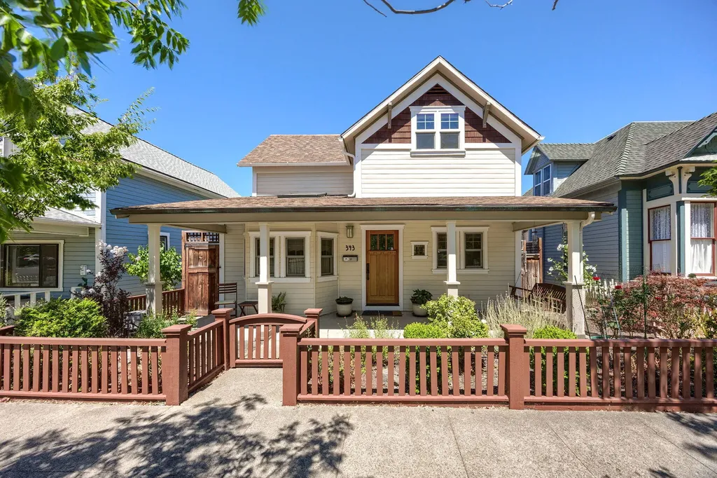 343 B Street Ashland OR 97520