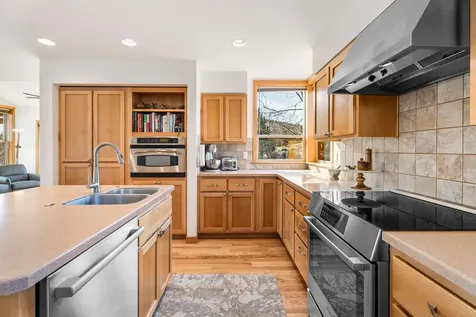 366 Willamette Park Lane Redmond OR 97756