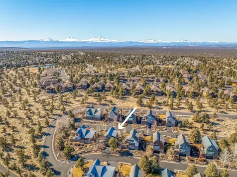 366 Willamette Park Lane Redmond OR 97756