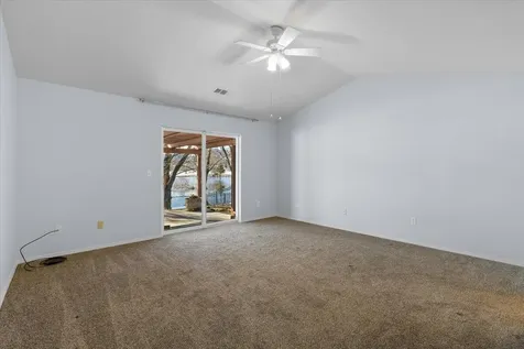 972 Harbor Isle Boulevard Klamath Falls OR 97601