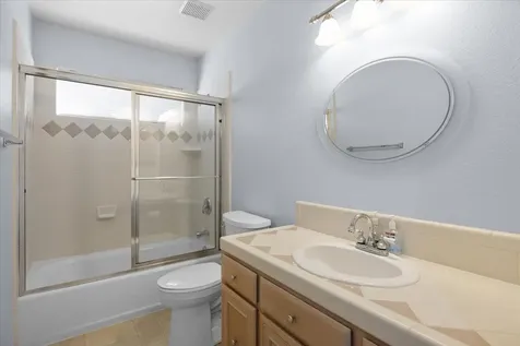 972 Harbor Isle Boulevard Klamath Falls OR 97601