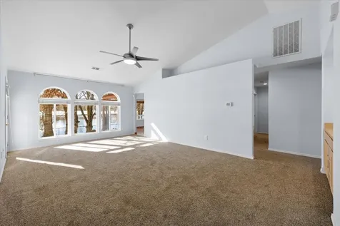 972 Harbor Isle Boulevard Klamath Falls OR 97601