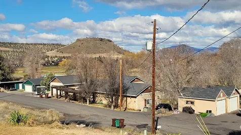902 SW Crestview Road Prineville OR 97754