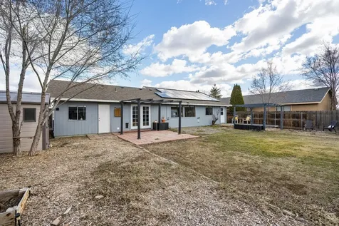 623 SW 23rd Street Redmond OR 97756