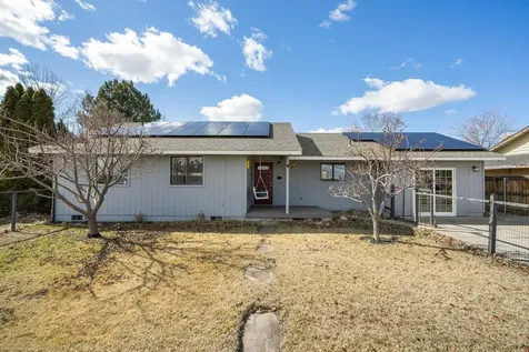 623 SW 23rd Street Redmond OR 97756