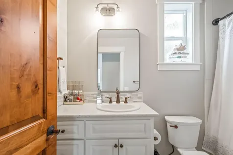 61387 Cultus Lake Court Bend OR 97702