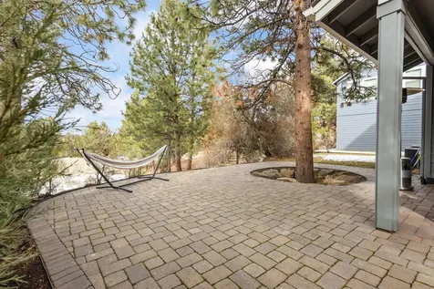 61387 Cultus Lake Court Bend OR 97702