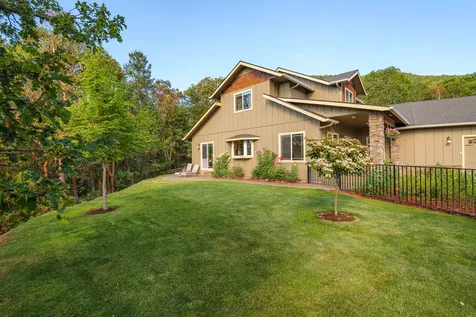 164 Blue Chip Lane Grants Pass OR 97527