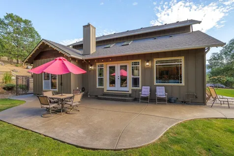 164 Blue Chip Lane Grants Pass OR 97527