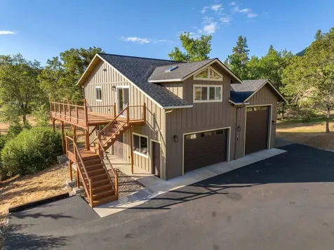 164 Blue Chip Lane Grants Pass OR 97527