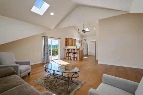 164 Blue Chip Lane Grants Pass OR 97527