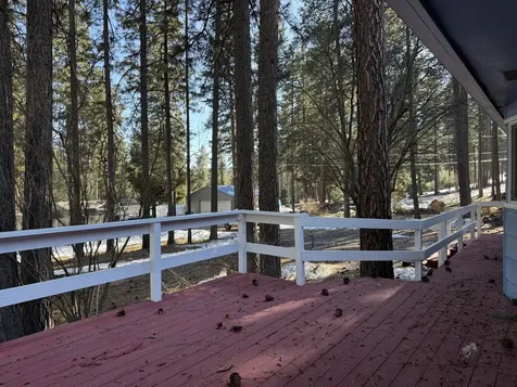 17209 Freight Road Lane Klamath Falls OR 97601