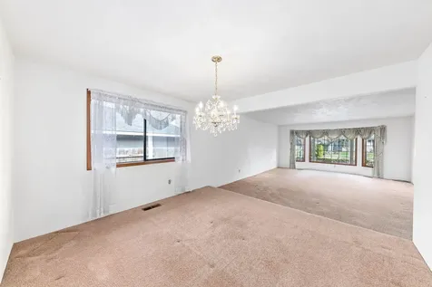 1855 Bristol Drive Medford OR 97504