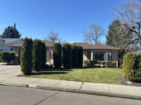 1855 Bristol Drive Medford OR 97504