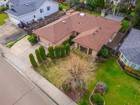 1855 Bristol Drive Medford OR 97504