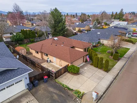 1855 Bristol Drive Medford OR 97504