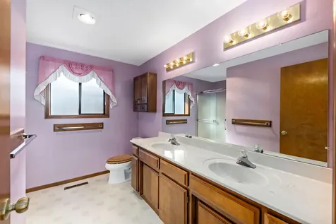 1855 Bristol Drive Medford OR 97504