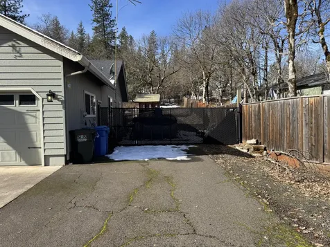 409 Sarma Drive Shady Cove OR 97539