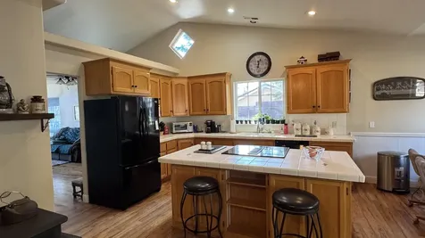409 Sarma Drive Shady Cove OR 97539