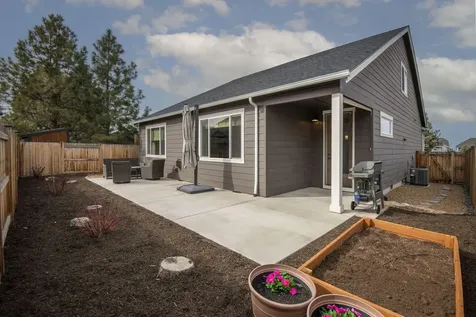 21375 NE Eagles Way Bend OR 97701