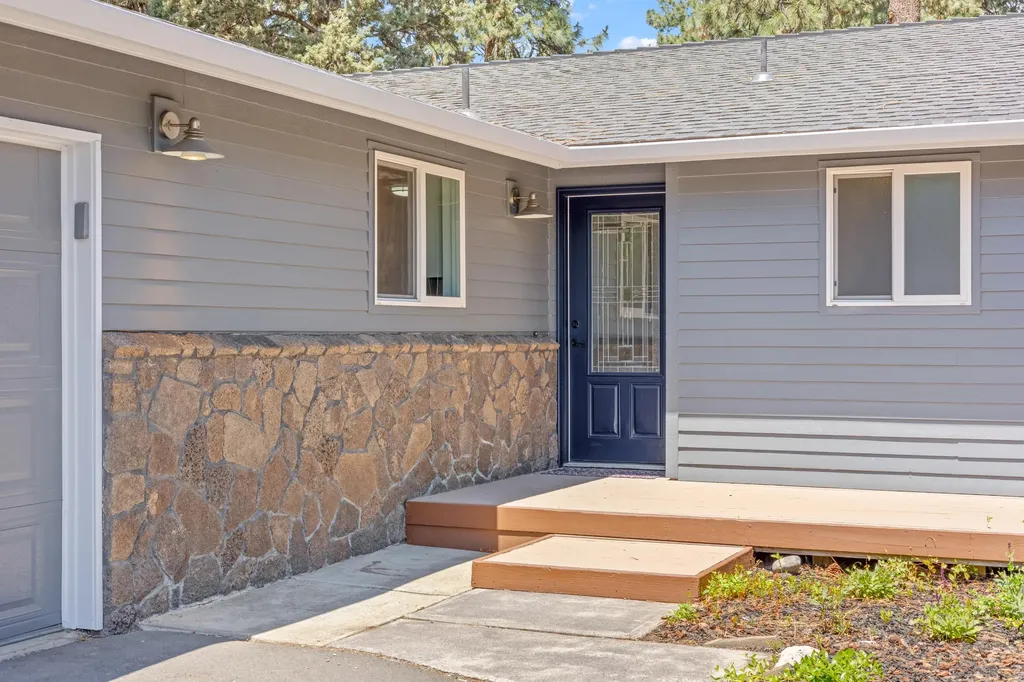 60903 Amethyst Street Bend OR 97702