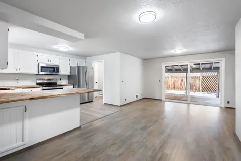 60903 Amethyst Street Bend OR 97702