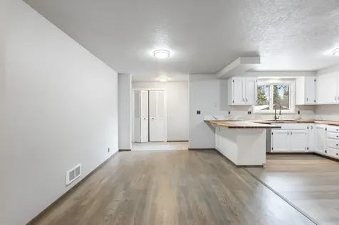 60903 Amethyst Street Bend OR 97702