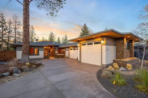 3038 NW Tharp Avenue Bend OR 97703