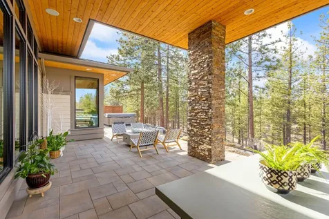 3038 NW Tharp Avenue Bend OR 97703