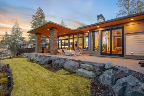 3038 NW Tharp Avenue Bend OR 97703