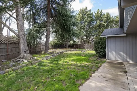 1582 Westfield Way Medford OR 97501